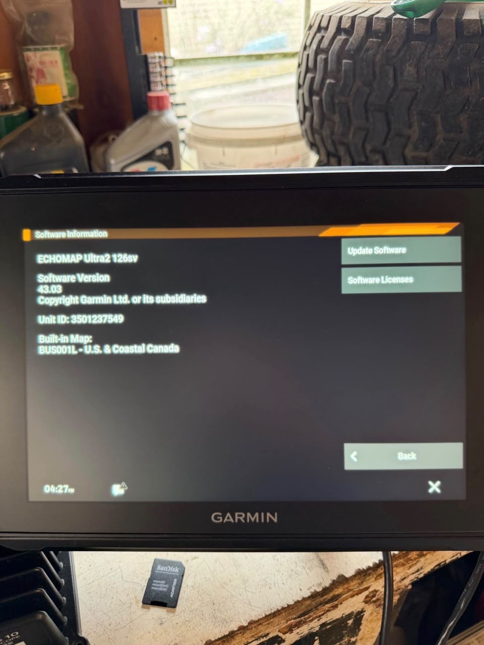 Garmin ECHOMAP Ultra 2 126sv + LVS34 LiveScope Combo — photo 3